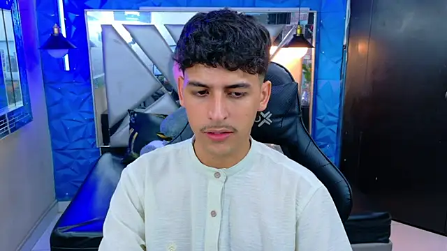 Snapshot of Alan_Del_Reyx chatting on 09-27-25, 03:22 Alan Del Reyx online show from 09-27-25, 03:22