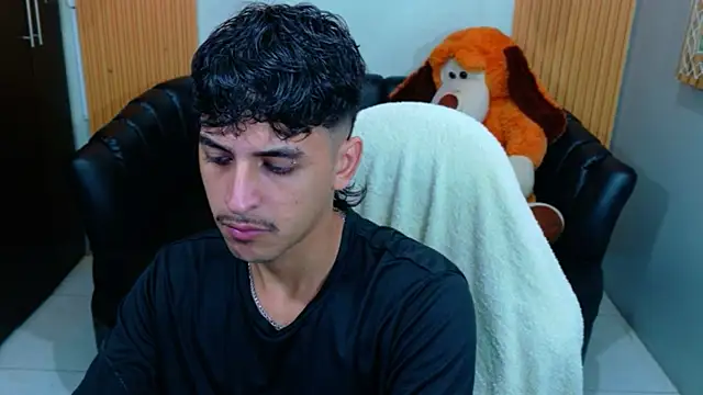 Snapshot of Alan_Del_Reyx chatting on 01-12-26, 04:18 Alan Del Reyx online show from 01-12-26, 04:18