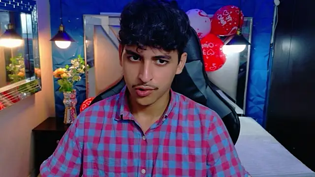 Snapshot of Alan_Del_Reyx chatting on 02-14-26, 09:55 Alan Del Reyx online show from 02-14-26, 09:55