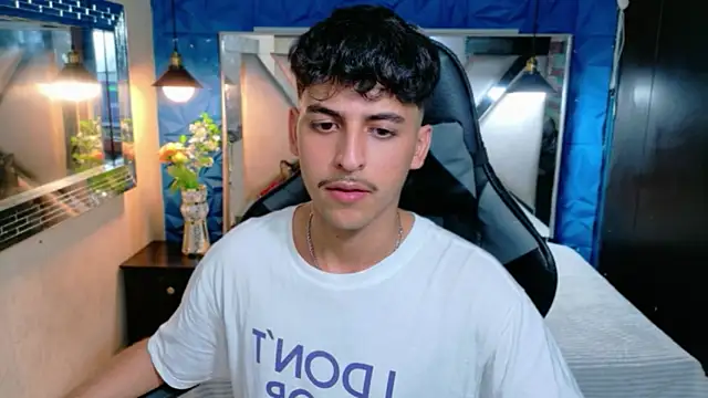 Snapshot of Alan_Del_Reyx chatting on 02-22-26, 02:34 Alan Del Reyx online show from 02-22-26, 02:34