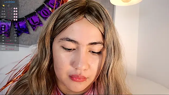 Madii smith online show from 10-21-25, 01:12