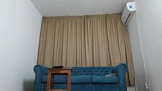 Snapshot of BLOND_GOD chatting on 10-01-25, 03:51 BLOND GOD online show from 10-01-25, 03:51