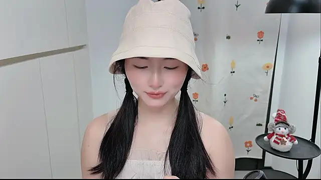 Rosalind xixi online show from 06-05-26, 08:09