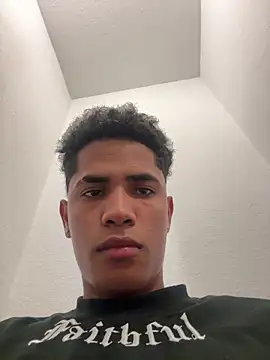 Snapshot of fuego01 chatting on 10-17-25, 12:58 fuego01 online show from 10-17-25, 12:58