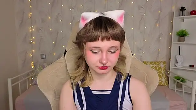 Tori Cutie online show from 04-28-26, 12:09