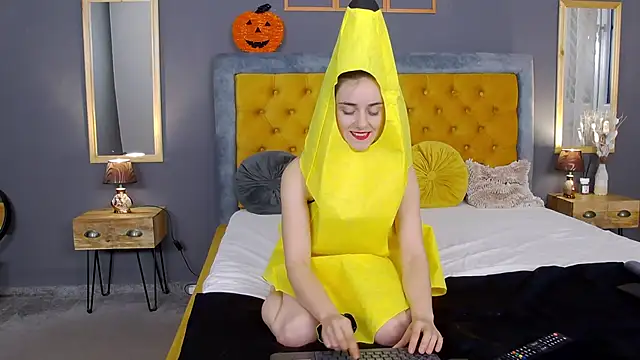 Snapshot of Jessica_White_ chatting on 10-30-25, 04:58 Jessica White online show from 10-30-25, 04:58