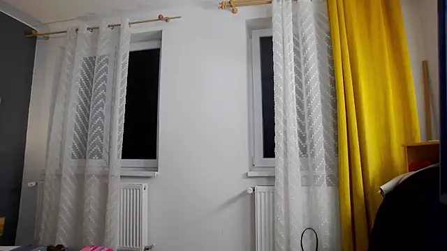 Snapshot of Jessica_White_ chatting on 11-12-25, 04:46 Jessica White online show from 11-12-25, 04:46