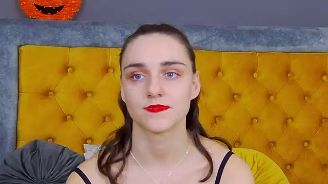 Snapshot of Jessica_White_ chatting on 11-14-25, 04:55 Jessica White online show from 11-14-25, 04:55