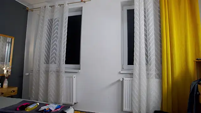 Snapshot of Jessica_White_ chatting on 11-26-25, 04:46 Jessica White online show from 11-26-25, 04:46