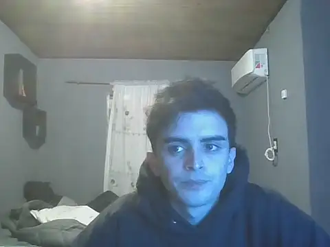 Snapshot of Rodrigo99_9 chatting on 06-16-26, 06:54 Rodrigo99 9 online show from 06-16-26, 06:54