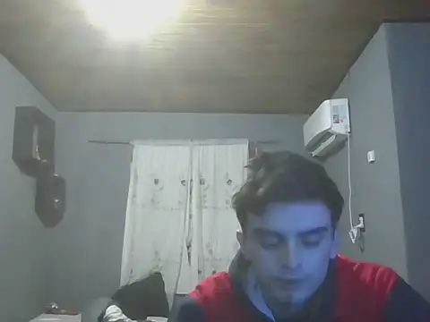 Snapshot of Rodrigo99_9 chatting on 06-21-26, 10:45 Rodrigo99 9 online show from 06-21-26, 10:45