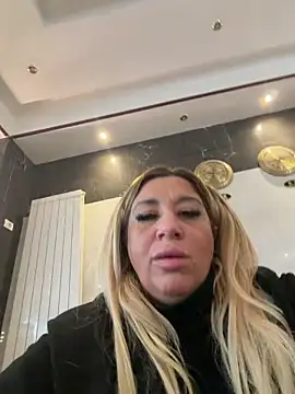 Snapshot of TheeaBlanco chatting on 12-02-25, 06:41 TheeaBlanco online show from 12-02-25, 06:41