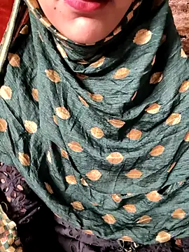 Indian-Aleena online show from 09-11-25, 04:23