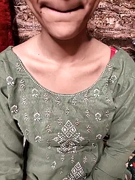 Indian-Aleena online show from 09-29-25, 08:13