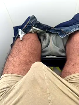 Snapshot of analtake13 chatting on 09-19-25, 12:28 analtake13 online show from 09-19-25, 12:28