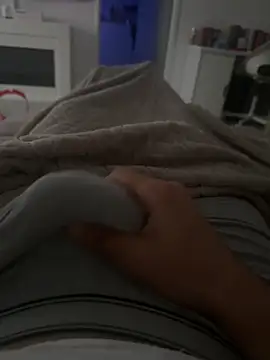 Snapshot of analtake13 chatting on 10-19-25, 03:23 analtake13 online show from 10-19-25, 03:23