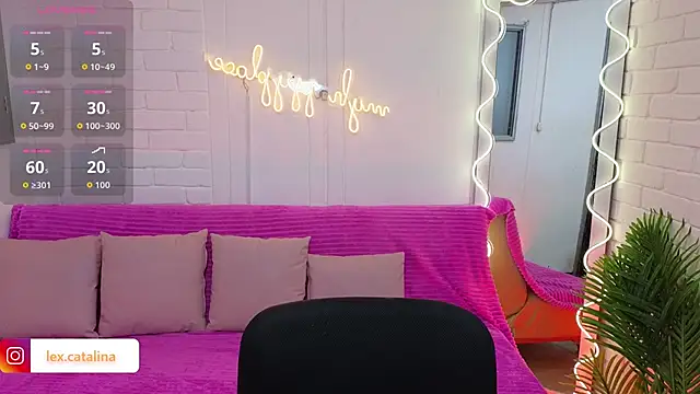 Snapshot of Lexy_tay chatting on 12-01-25, 11:48 Lexy tay online show from 12-01-25, 11:48