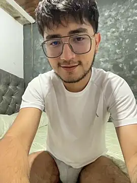 Snapshot of DanteRushh chatting on 09-23-25, 11:08 DanteRushh online show from 09-23-25, 11:08