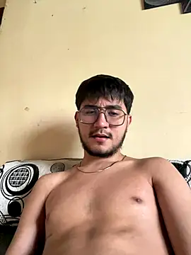 Snapshot of DanteRushh chatting on 10-01-25, 09:21 DanteRushh online show from 10-01-25, 09:21