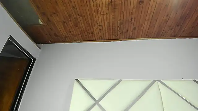 KikaDuque online show from 04-10-26, 06:56