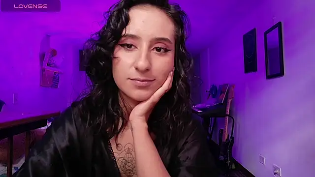 atenea dragon   online show from 12-03-25, 08:29