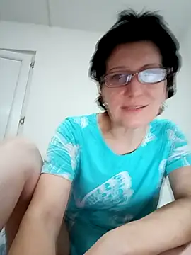 Vera Elle online show from 10-26-25, 06:14