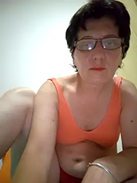 Snapshot of Vera_Elle chatting on 07-10-26, 08:33 Vera Elle online show from 07-10-26, 08:33