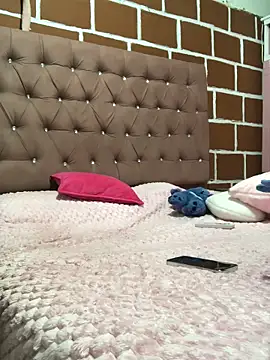 Rachellcooperrr online show from 02-19-26, 12:06