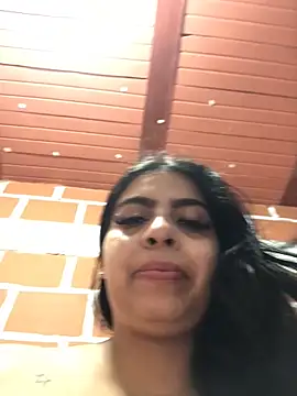 Rachellcooperrr online show from 05-15-26, 10:50