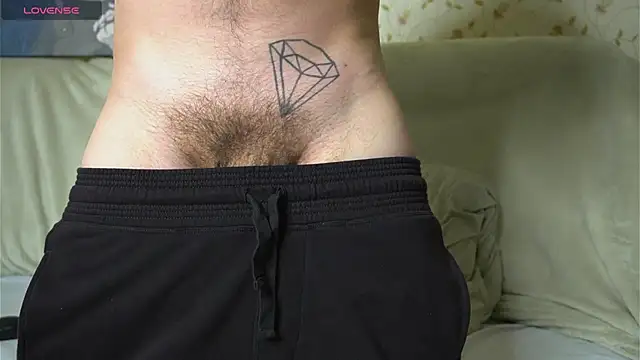 Snapshot of johnstoneisland chatting on 09-18-25, 07:21 johnstoneisland online show from 09-18-25, 07:21