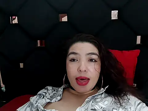 Snapshot of vegacristal88 chatting on 10-05-25, 01:31 vegacristal88 online show from 10-05-25, 01:31