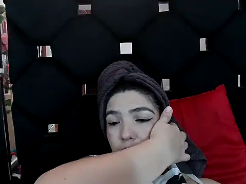 Snapshot of vegacristal88 chatting on 11-06-25, 03:02 vegacristal88 online show from 11-06-25, 03:02