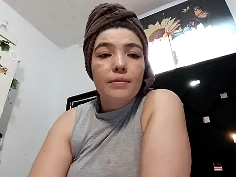 Snapshot of vegacristal88 chatting on 11-08-25, 03:12 vegacristal88 online show from 11-08-25, 03:12