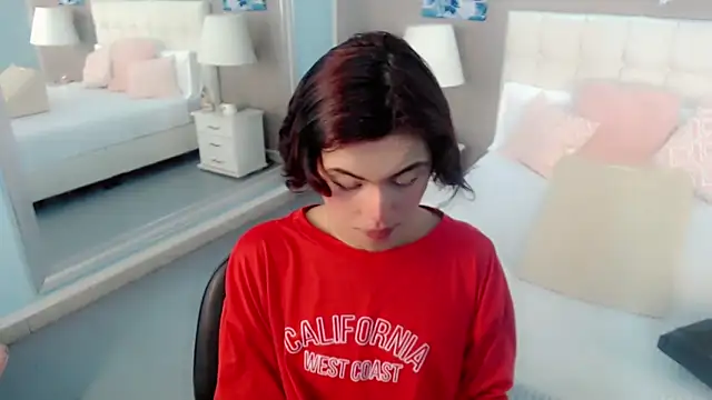 nathalialoes1 online show from 11-15-25, 12:34