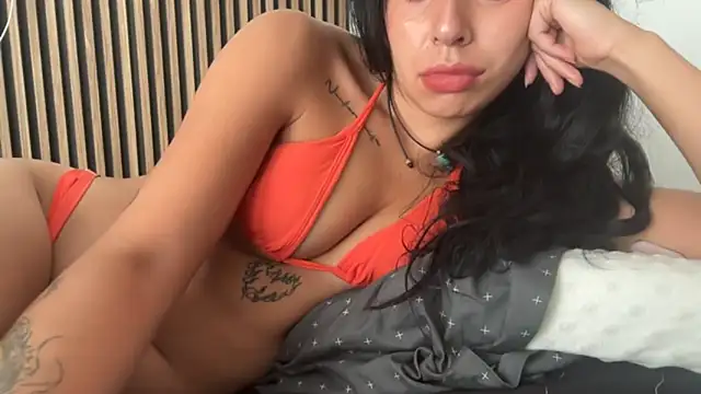 sweetbrunette22 online show from 04-09-26, 10:48