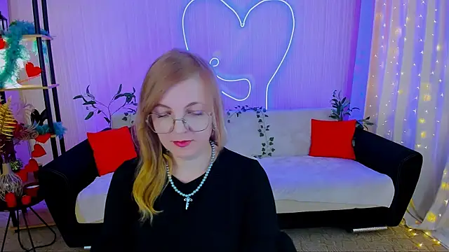 Snapshot of YourUniverser chatting on 05-24-26, 11:26 YourUniverser online show from 05-24-26, 11:26
