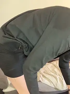 Lesamantssexy online show from 02-08-26, 03:37