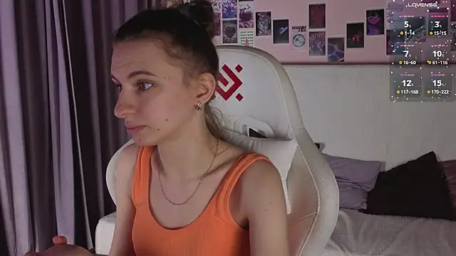 kaleriyaa  online show from 03-18-26, 08:28