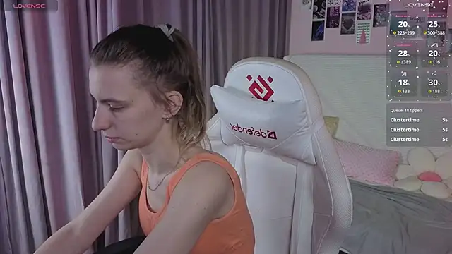 kaleriyaa  online show from 04-28-26, 02:27