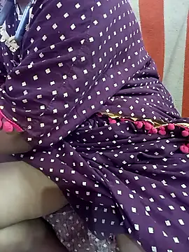 Snapshot of Ruhi-ki-Jaan chatting on 10-22-25, 06:18 Ruhi-ki-Jaan online show from 10-22-25, 06:18