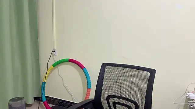 Nicole-13 online show from 12-17-25, 11:49