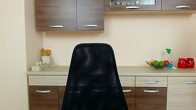 Snapshot of Julia_Jae chatting on 11-04-25, 07:40 Julia Jae online show from 11-04-25, 07:40