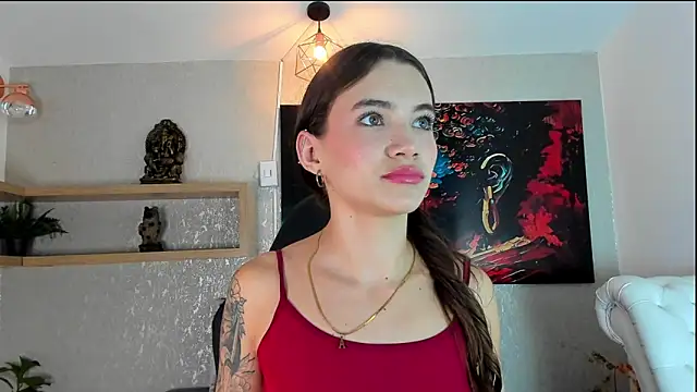 aitana baker  online show from 03-05-26, 03:46