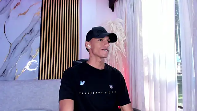 JulienSaint online show from 11-17-25, 12:11