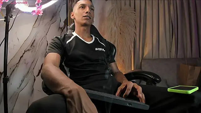 JulienSaint online show from 02-14-26, 07:16