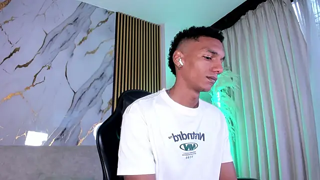 JulienSaint online show from 07-18-26, 12:09
