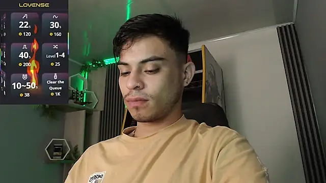 Snapshot of Bastian_MCcormick chatting on 11-14-25, 12:26 Bastian MCcormick online show from 11-14-25, 12:26