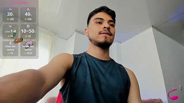 Bastian MCcormick online show from 04-11-26, 01:04