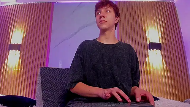 IM DAREN online show from 10-18-25, 11:44