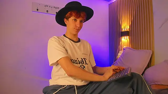 IM DAREN online show from 04-14-26, 03:45